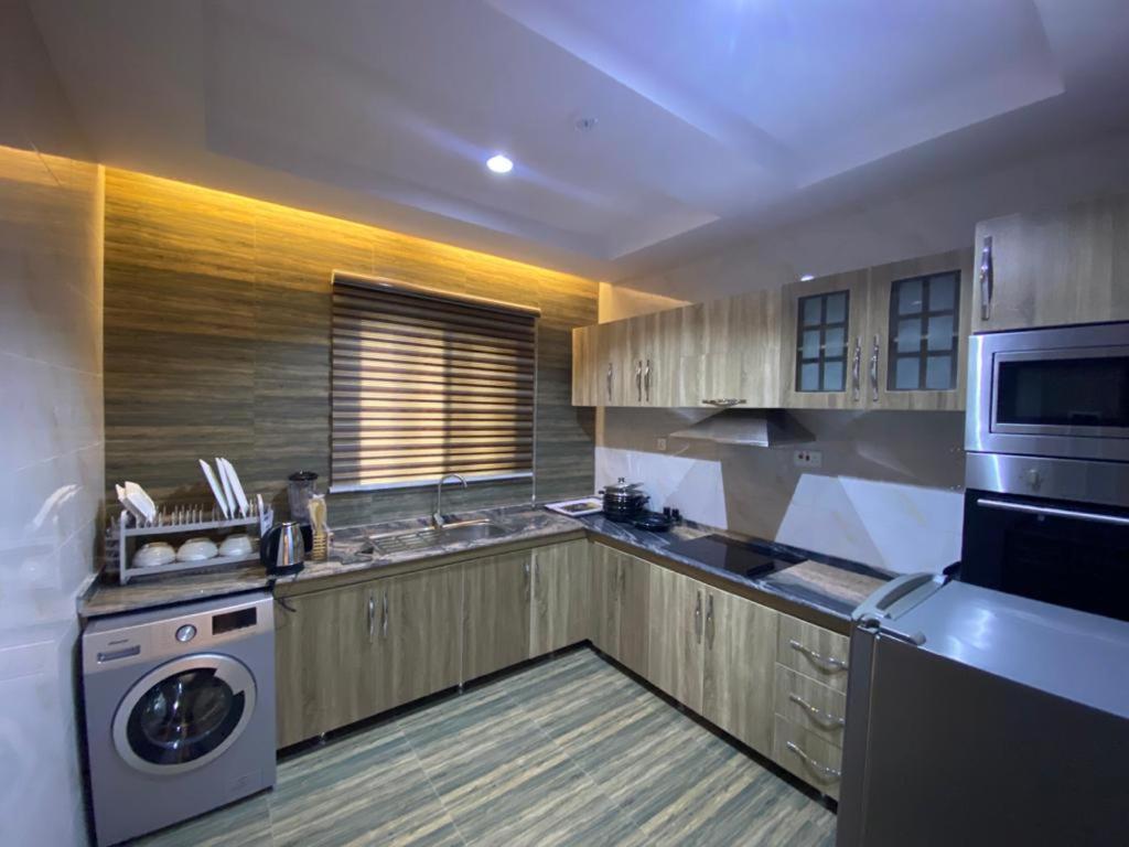God'S Touch Apartments Signature لاغوس المظهر الخارجي الصورة