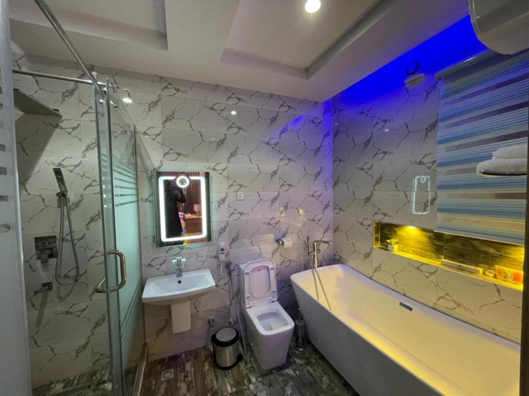God'S Touch Apartments Signature لاغوس المظهر الخارجي الصورة