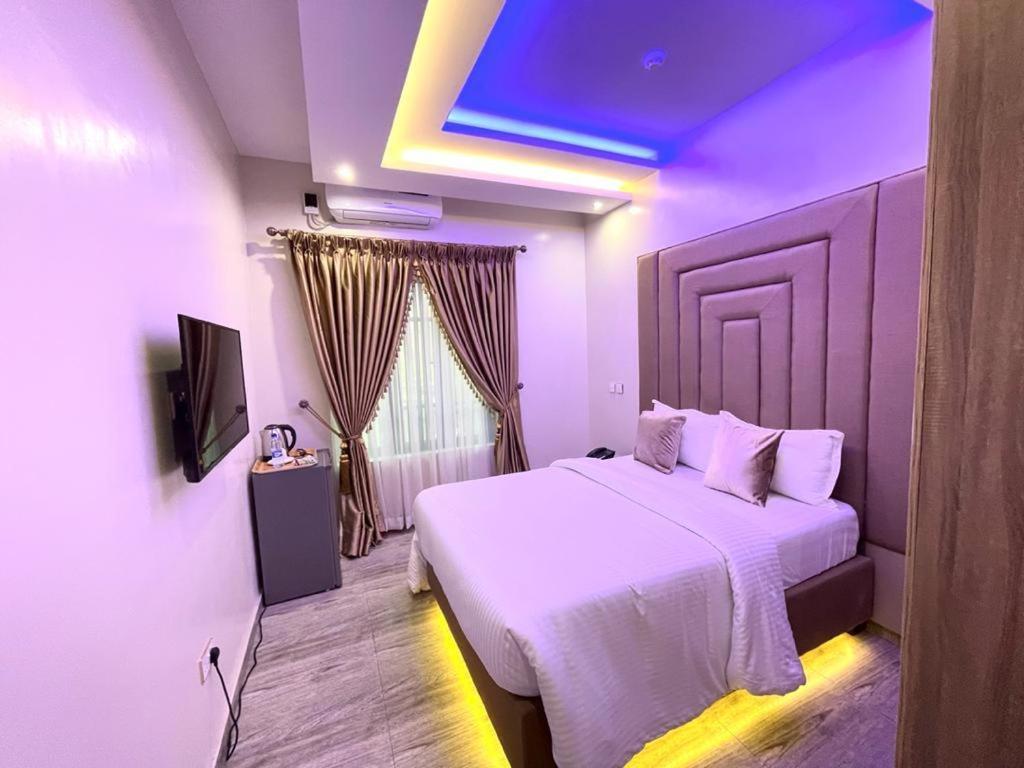 God'S Touch Apartments Signature لاغوس المظهر الخارجي الصورة