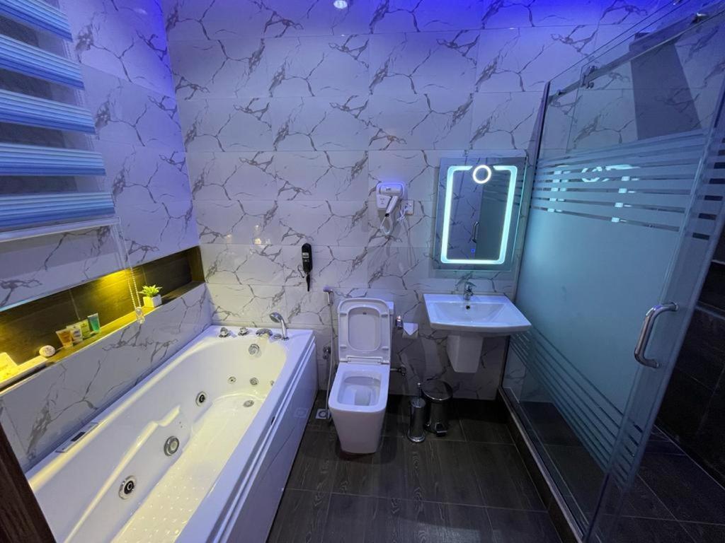 God'S Touch Apartments Signature لاغوس المظهر الخارجي الصورة