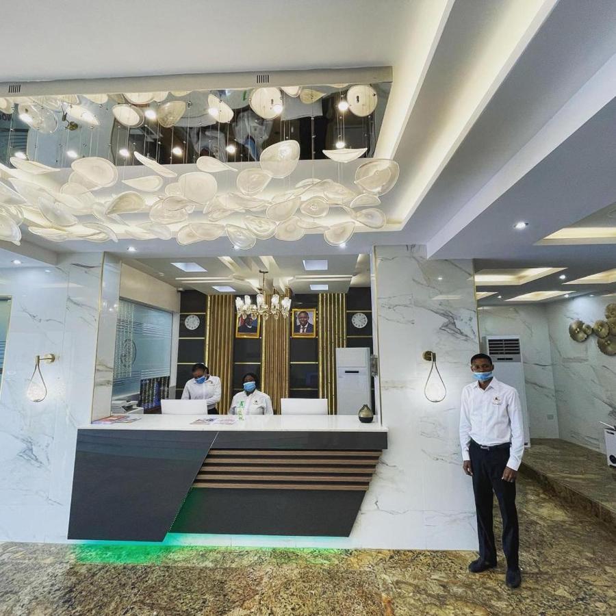 God'S Touch Apartments Signature لاغوس المظهر الخارجي الصورة