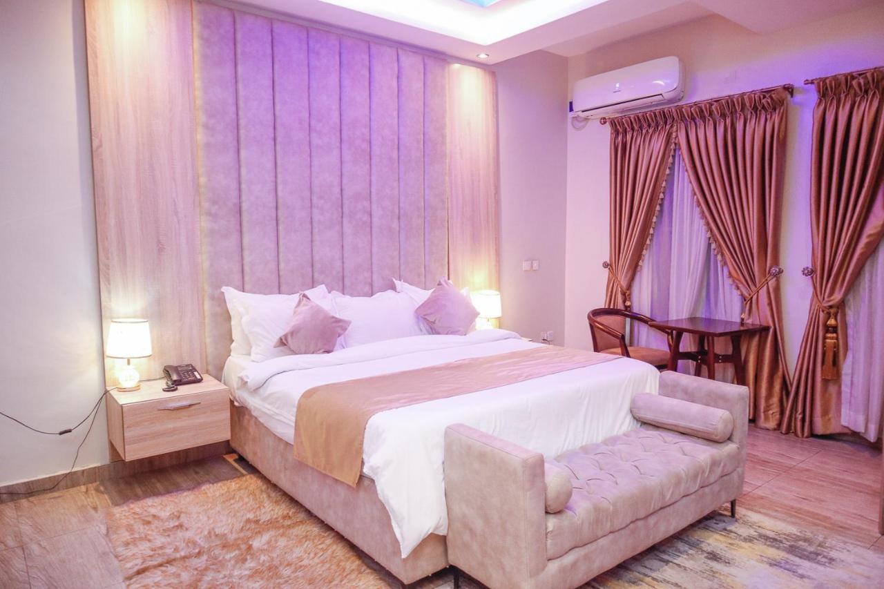 God'S Touch Apartments Signature لاغوس المظهر الخارجي الصورة